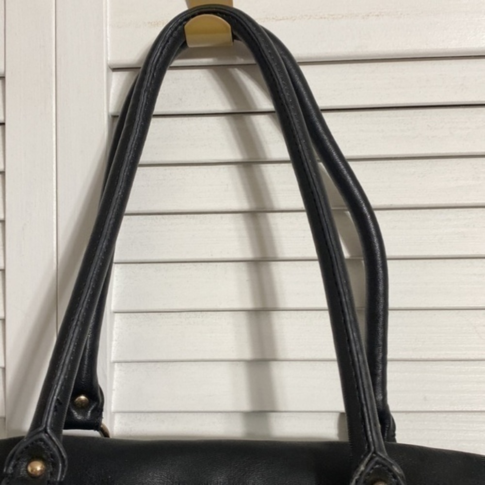 Bebe Sarah Satchel Black Quilted w/ Chain Accent! - Picture 5 of 11